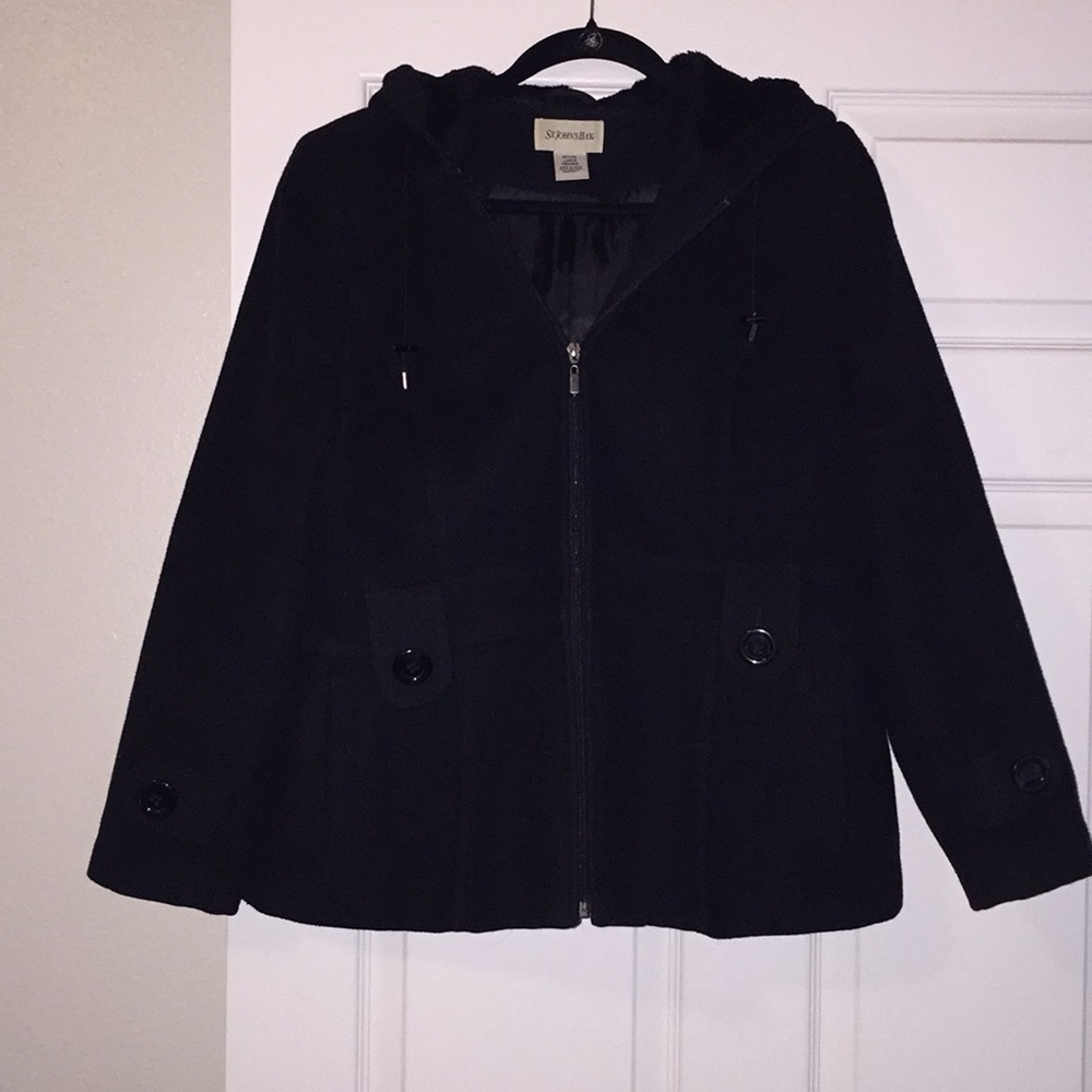 Pea coat with hood